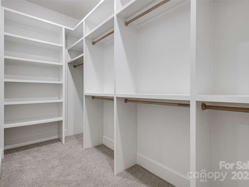 2346 Orton Street, Charlotte, NC 28208.  MLS# CAR4276653, YatesRealty ID 26303. 