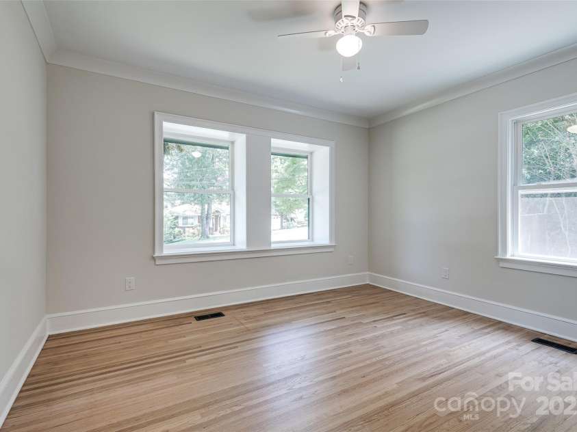2346 Orton Street, Charlotte, NC 28208.  MLS# CAR4276653, YatesRealty ID 26303. 