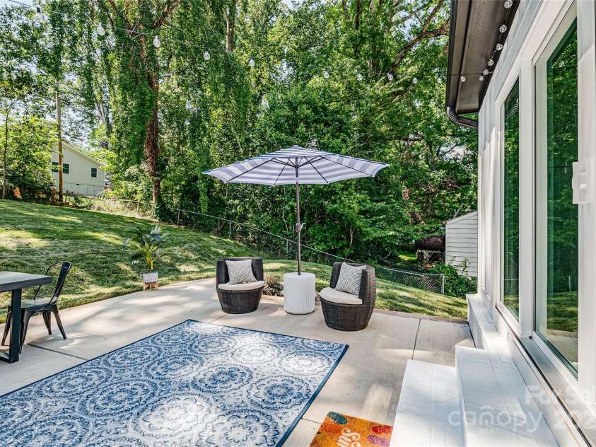 2346 Orton Street, Charlotte, NC 28208.  MLS# CAR4276653, YatesRealty ID 26303. 