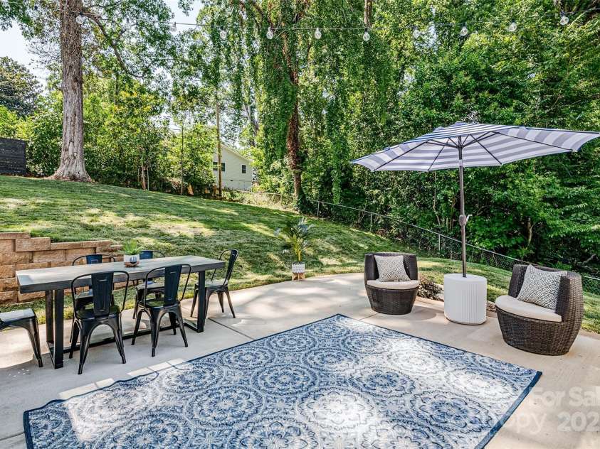 2346 Orton Street, Charlotte, NC 28208.  MLS# CAR4276653, YatesRealty ID 26303. 
