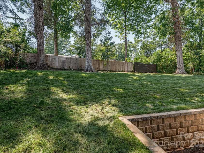 2346 Orton Street, Charlotte, NC 28208.  MLS# CAR4276653, YatesRealty ID 26303. 