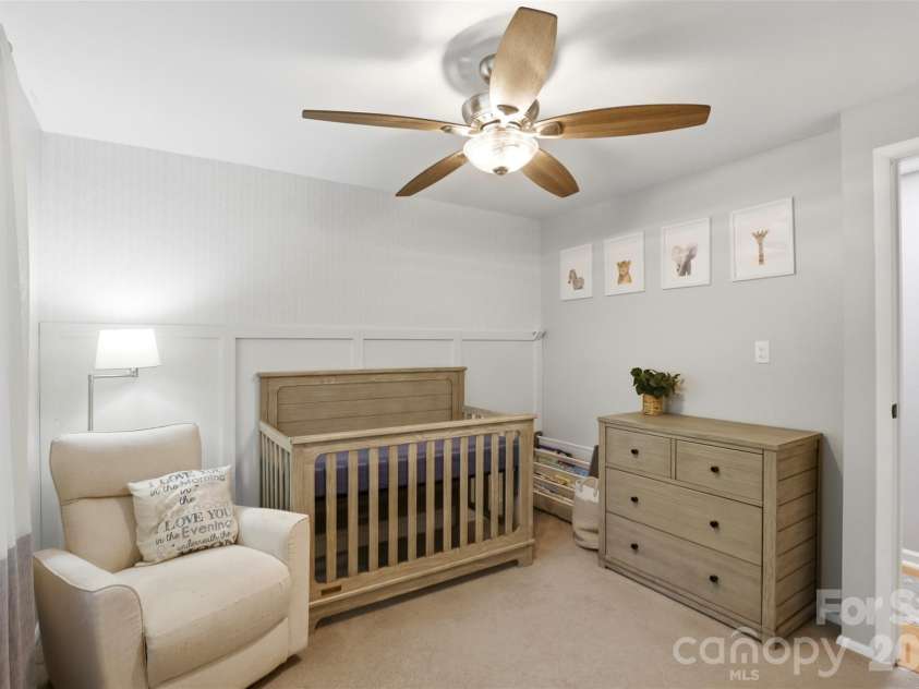 6723 Rollingridge Drive, Charlotte, NC 28211.  MLS# CAR4371178, YatesRealty ID 26303. 
