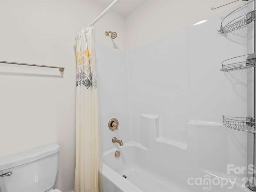 4 Henbit Way, Arden, NC 28704.  MLS# CAR4379562, YatesRealty ID 26306. Guest Bath 2