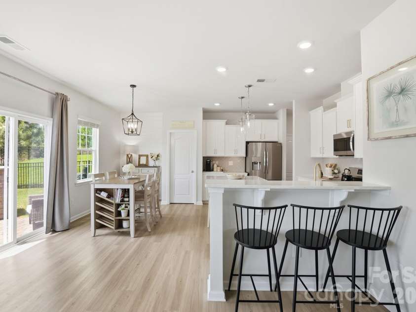 16732 Cozy Cove Road, Charlotte, NC 28278.  MLS# CAR4382476, YatesRealty ID 26308. 