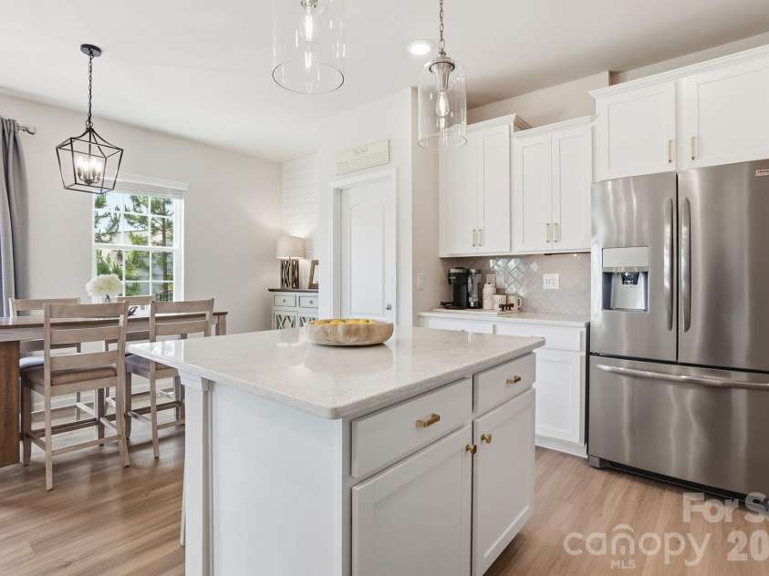 16732 Cozy Cove Road, Charlotte, NC 28278.  MLS# CAR4382476, YatesRealty ID 26308. 
