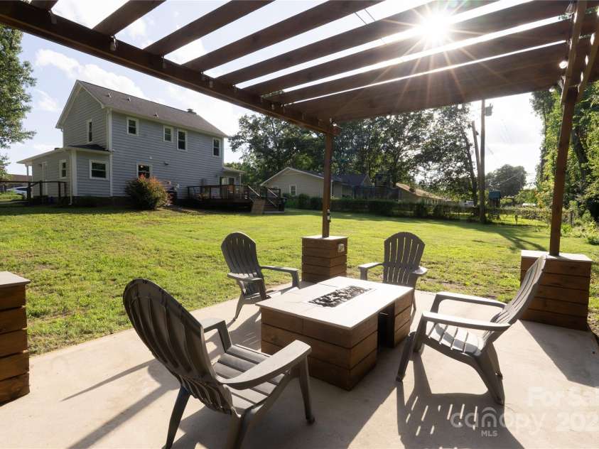 8012 Red Lantern Road, Indian Trail, NC 28079.  MLS# CAR4272960, YatesRealty ID 26308. 