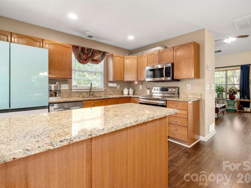 735 Mountainwater Drive, Charlotte, NC 28262.  MLS# CAR4373332, YatesRealty ID 26309. 