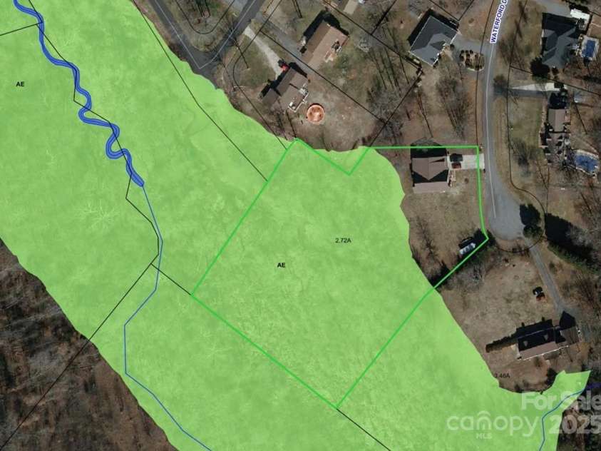 1263 Waterford Drive, Hickory, NC 28602.  MLS# CAR4235247, YatesRealty ID 2631. 