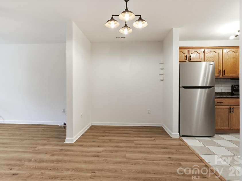19 Krista Circle, Candler, NC 28715.  MLS# CAR4352518, YatesRealty ID 2631. 