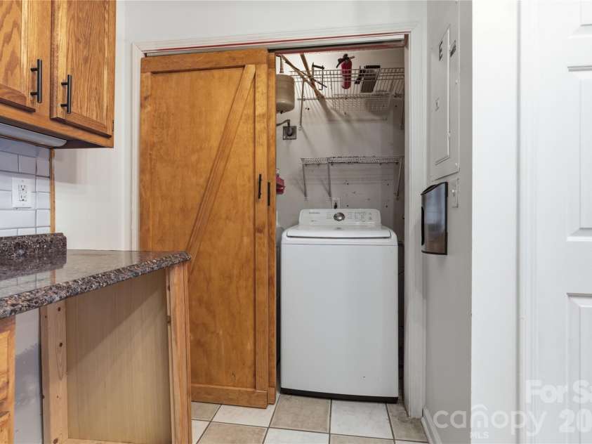 19 Krista Circle, Candler, NC 28715.  MLS# CAR4352518, YatesRealty ID 2631. 