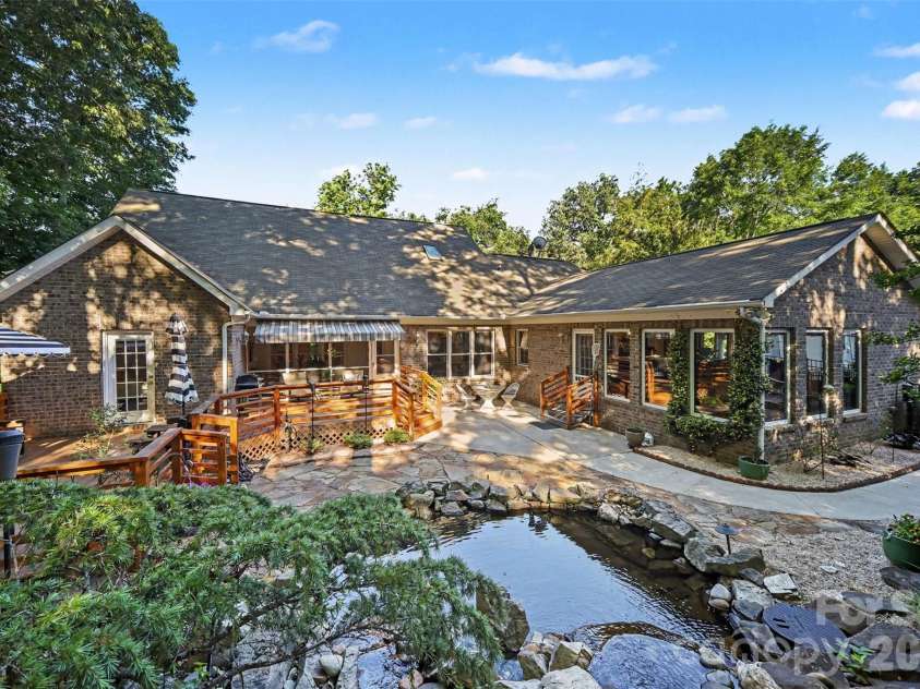 9701 Deer Run Road, Waxhaw, NC 28173.  MLS# CAR4382004, YatesRealty ID 26310. Backyard oasis