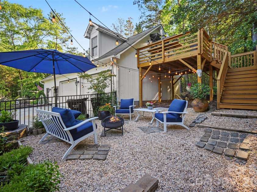 9701 Deer Run Road, Waxhaw, NC 28173.  MLS# CAR4382004, YatesRealty ID 26310. Secondary Living Quarters - Firepit outdoor area