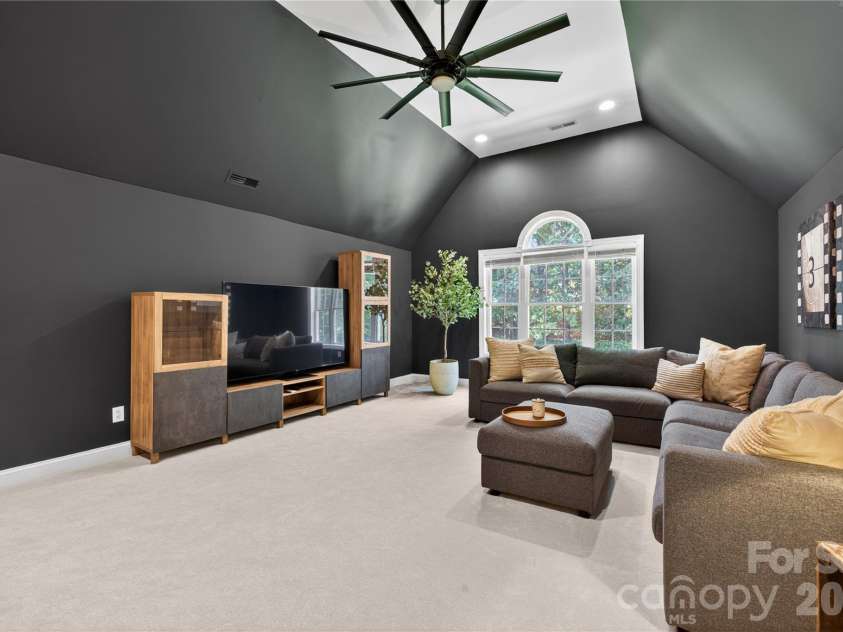 1117 Legacy Lane, Fort Mill, SC 29708.  MLS# CAR4384026, YatesRealty ID 26313. 