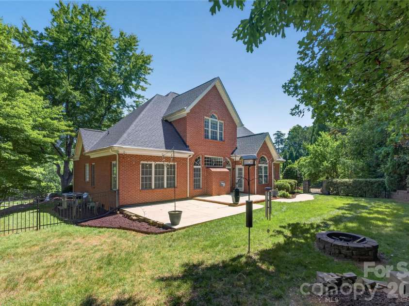 1117 Legacy Lane, Fort Mill, SC 29708.  MLS# CAR4384026, YatesRealty ID 26313. Backyard