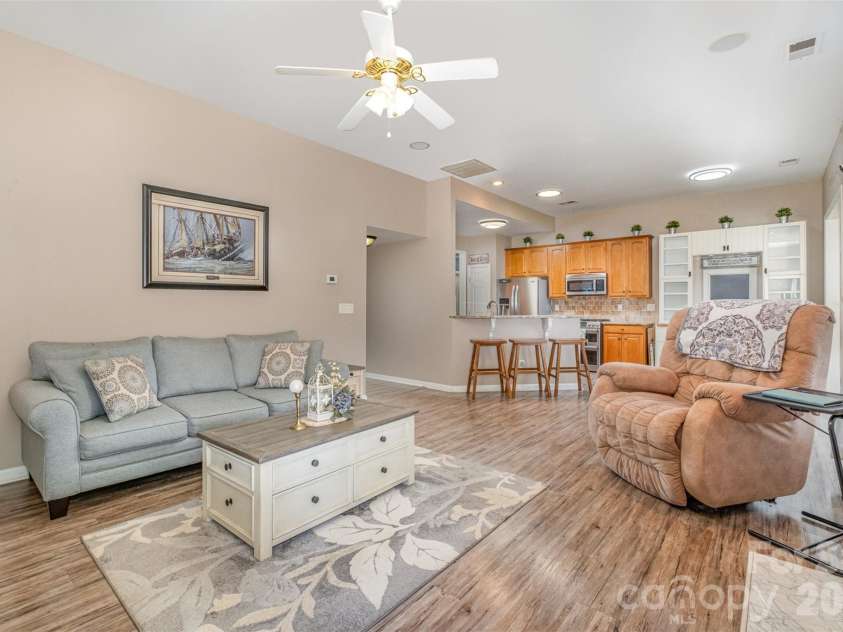 6859 Lakecrest Court, Denver, NC 28037.  MLS# CAR4385082, YatesRealty ID 26315. 