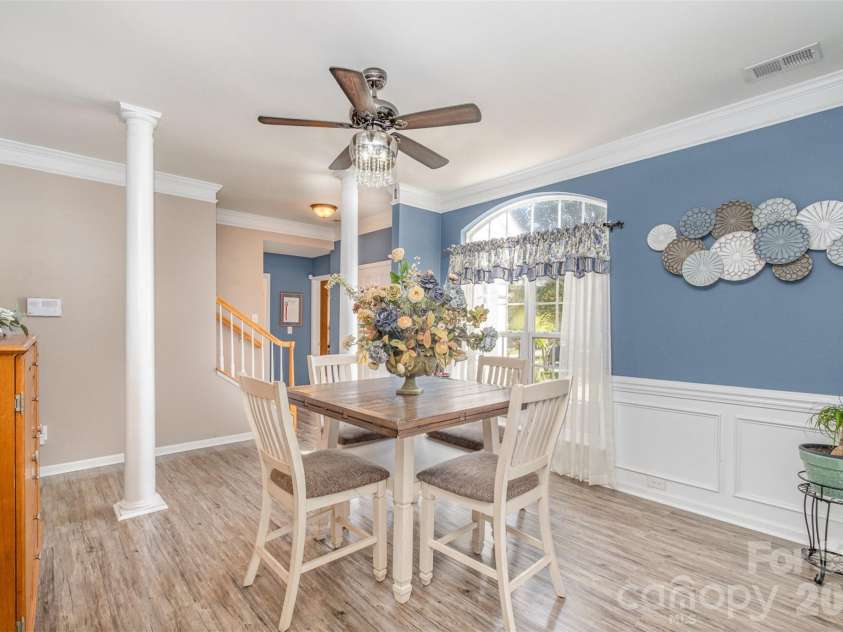 6859 Lakecrest Court, Denver, NC 28037.  MLS# CAR4385082, YatesRealty ID 26315. 