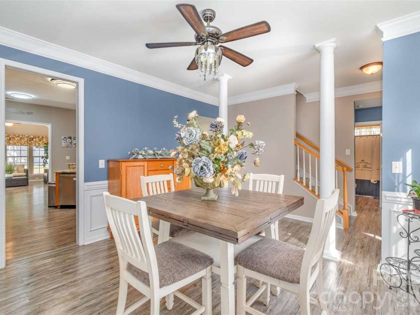 6859 Lakecrest Court, Denver, NC 28037.  MLS# CAR4385082, YatesRealty ID 26315. 