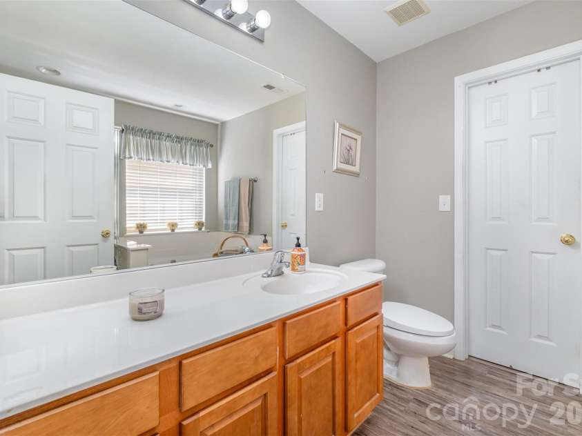 6859 Lakecrest Court, Denver, NC 28037.  MLS# CAR4385082, YatesRealty ID 26315. 
