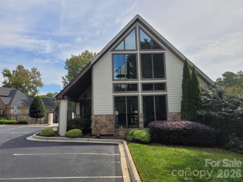 6859 Lakecrest Court, Denver, NC 28037.  MLS# CAR4385082, YatesRealty ID 26315. 