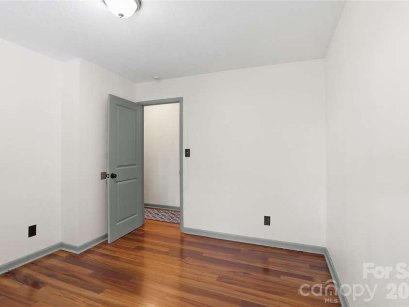 38 Nixon Terrace, Asheville, NC 28805.  MLS# CAR4385121, YatesRealty ID 26316. Bedroom 2