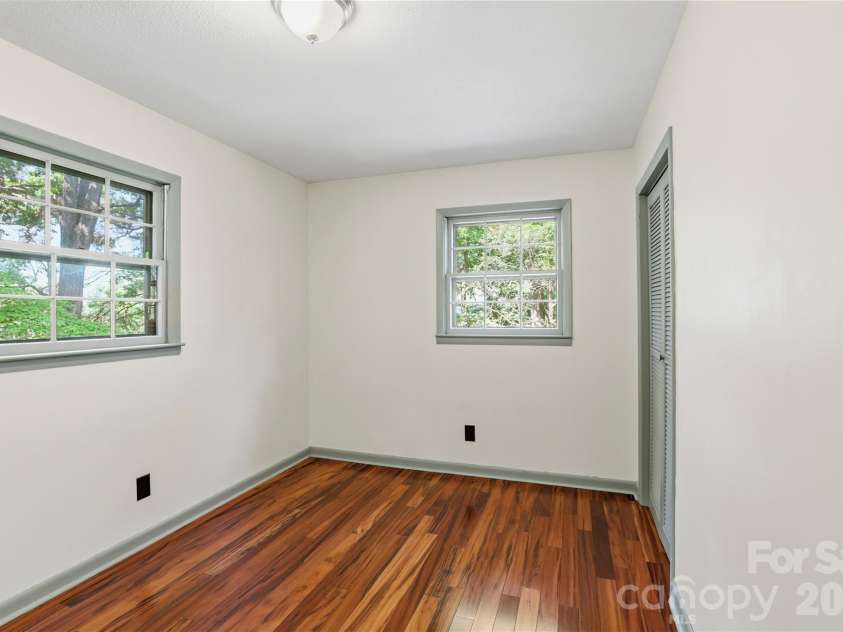 38 Nixon Terrace, Asheville, NC 28805.  MLS# CAR4385121, YatesRealty ID 26316. Bedroom 3