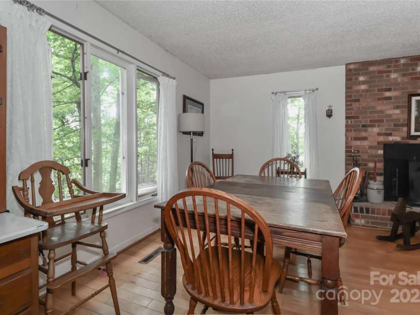 173 Rocky River Road, Mooresville, NC 28115.  MLS# CAR4259535, YatesRealty ID 26317. 