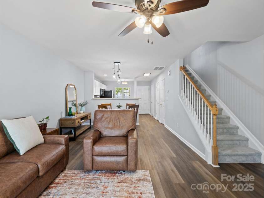 3414 Broadwick Street, Charlotte, NC 28213.  MLS# CAR4271892, YatesRealty ID 26318. Living Room