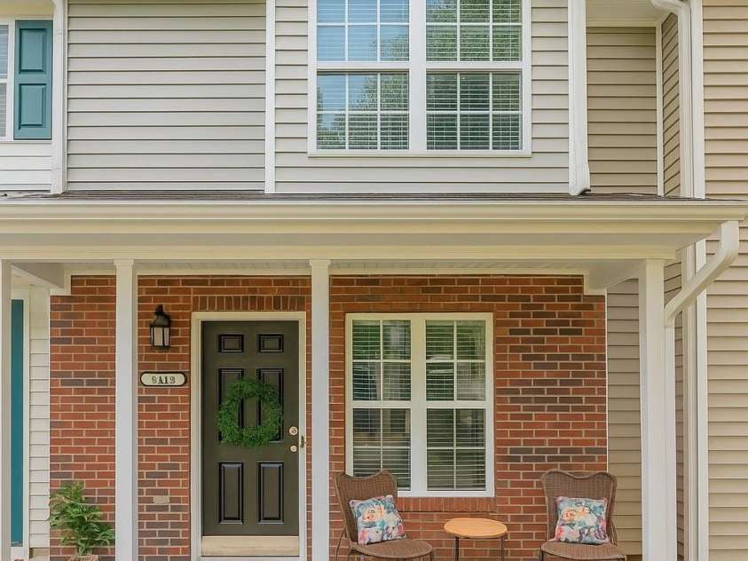 3414 Broadwick Street, Charlotte, NC 28213.  MLS# CAR4271892, YatesRealty ID 26318. Welcome Home!