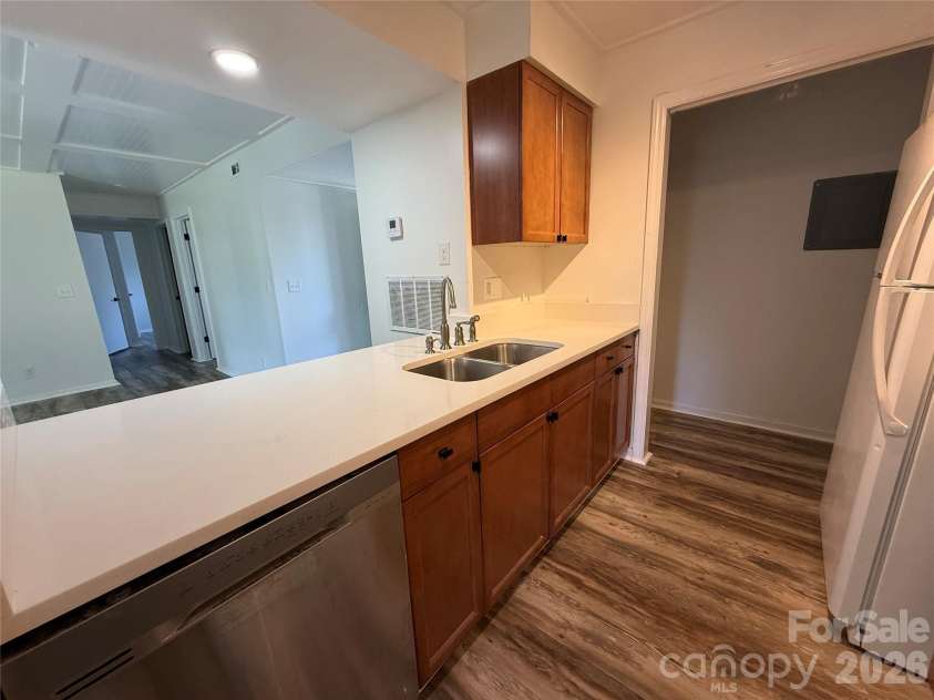 11023 Harrowfield Road, Charlotte, NC 28226.  MLS# CAR4385882, YatesRealty ID 26319. 