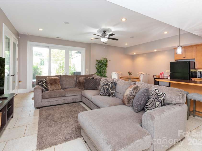 30 Rilandwell Drive, Fletcher, NC 28732.  MLS# CAR4181233, YatesRealty ID 26319. 