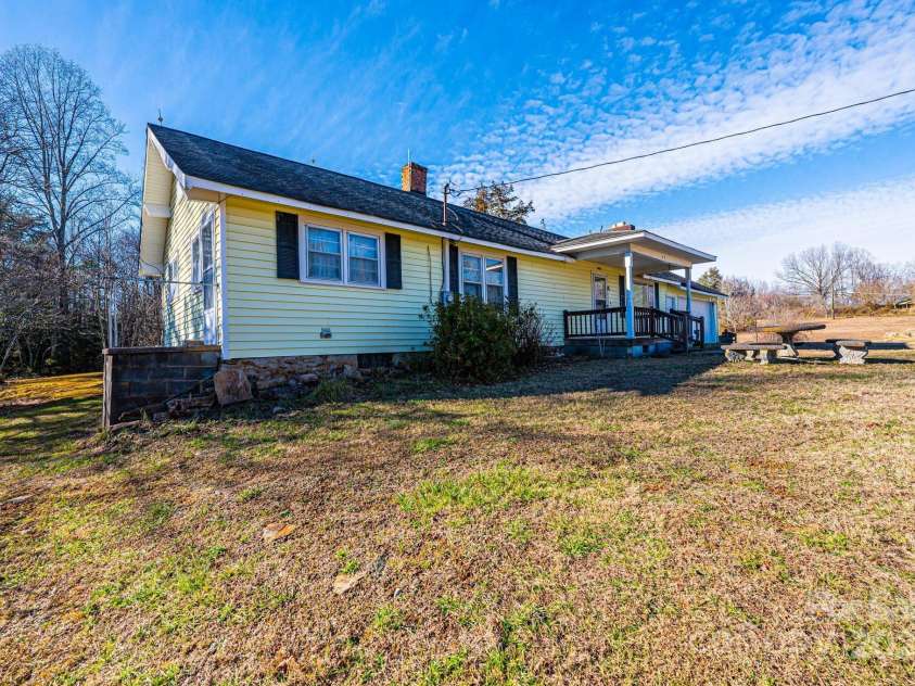 4663 Kings Creek Church Road, Lenoir, NC 28645.  MLS# CAR4213466, YatesRealty ID 2632. 