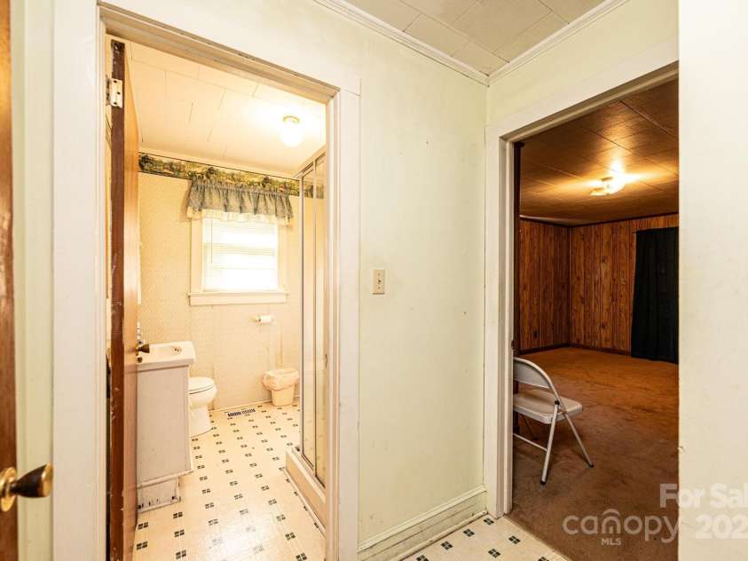 4663 Kings Creek Church Road, Lenoir, NC 28645.  MLS# CAR4213466, YatesRealty ID 2632. 