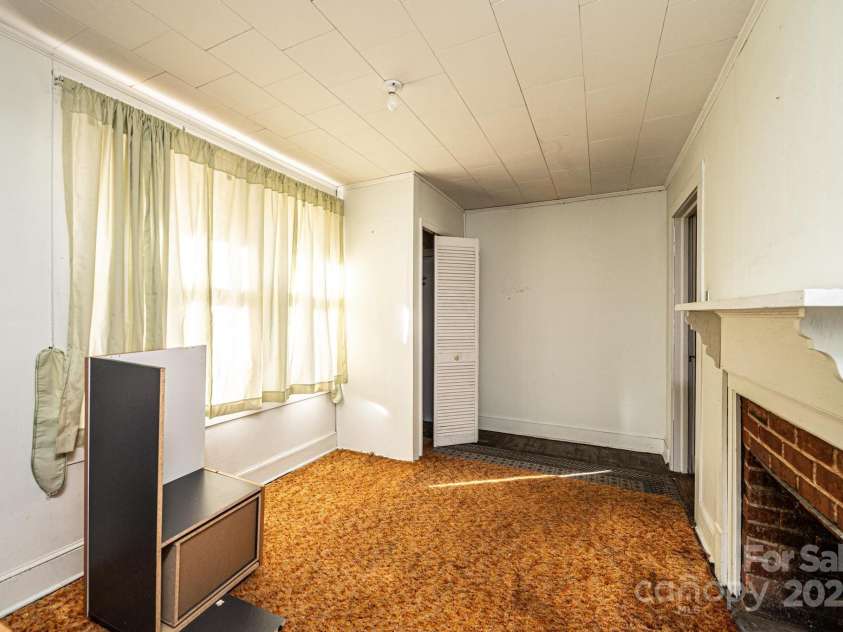 4663 Kings Creek Church Road, Lenoir, NC 28645.  MLS# CAR4213466, YatesRealty ID 2632. Bedroom