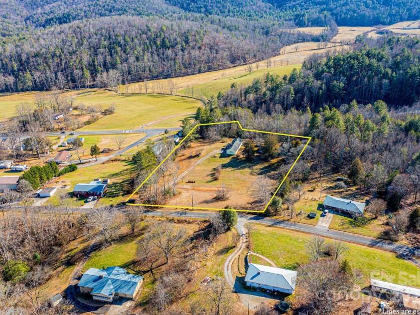 4663 Kings Creek Church Road, Lenoir, NC 28645.  MLS# CAR4213466, YatesRealty ID 2632. Property lines are an estimate
