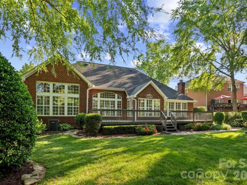 9311 Brentfield Road, Huntersville, NC 28078.  MLS# CAR4382163, YatesRealty ID 26327. Beautiful landscaping.