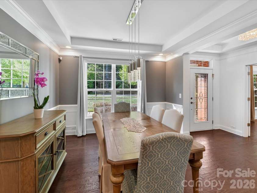 113 Hillandale Road, Charlotte, NC 28270.  MLS# CAR4401003, YatesRealty ID 26329. 