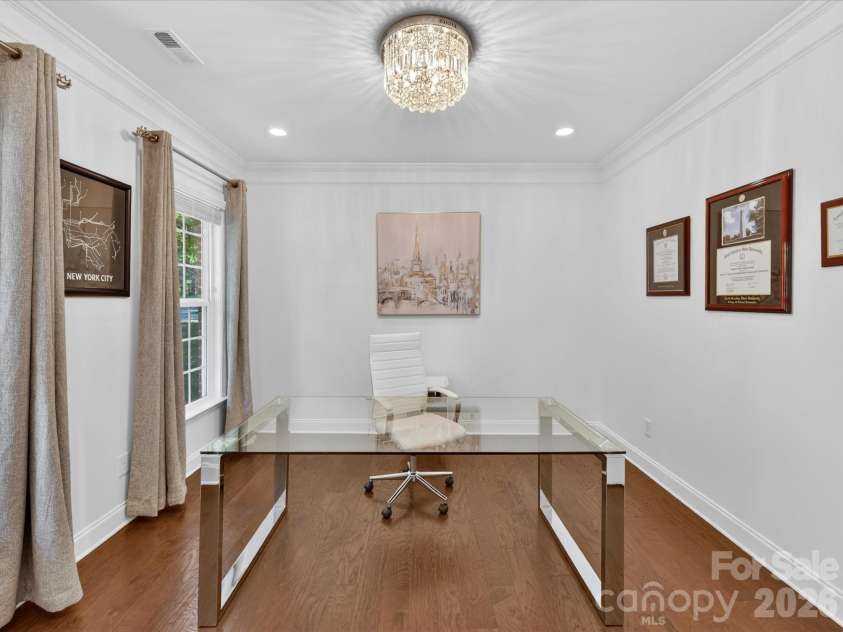 113 Hillandale Road, Charlotte, NC 28270.  MLS# CAR4401003, YatesRealty ID 26329. 