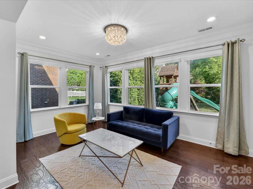 113 Hillandale Road, Charlotte, NC 28270.  MLS# CAR4401003, YatesRealty ID 26329. 