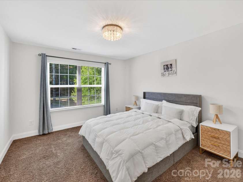 113 Hillandale Road, Charlotte, NC 28270.  MLS# CAR4401003, YatesRealty ID 26329. 