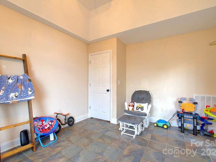 299 Sequoyah Drive, Chesnee, SC 29323.  MLS# CAR4319248, YatesRealty ID 2633. 