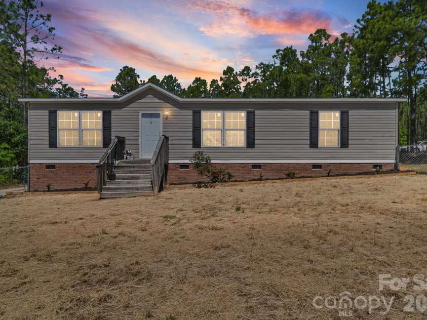 7560 Hwy 265 Highway, Mount Croghan, SC 29727.  MLS# CAR4368856, YatesRealty ID 26330. 