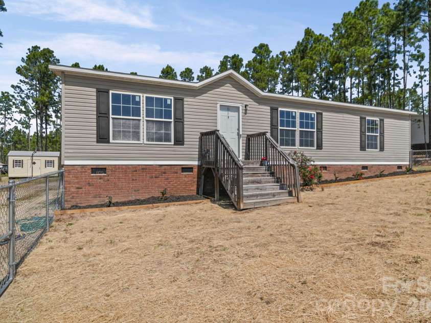 7560 Hwy 265 Highway, Mount Croghan, SC 29727.  MLS# CAR4368856, YatesRealty ID 26330. 