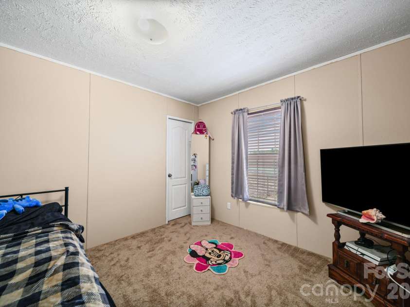 7560 Hwy 265 Highway, Mount Croghan, SC 29727.  MLS# CAR4368856, YatesRealty ID 26330. 