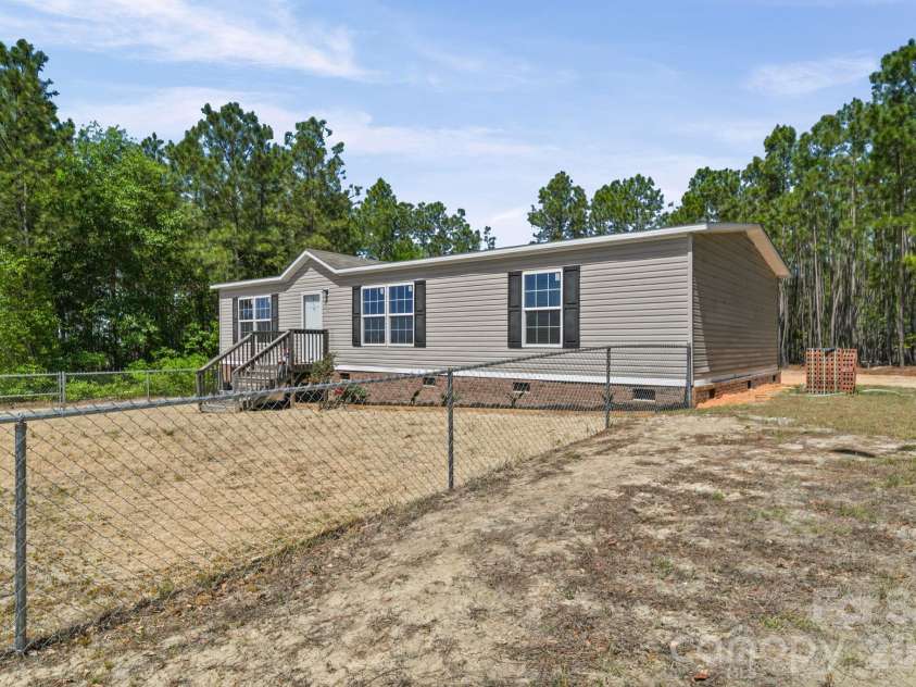7560 Hwy 265 Highway, Mount Croghan, SC 29727.  MLS# CAR4368856, YatesRealty ID 26330. 