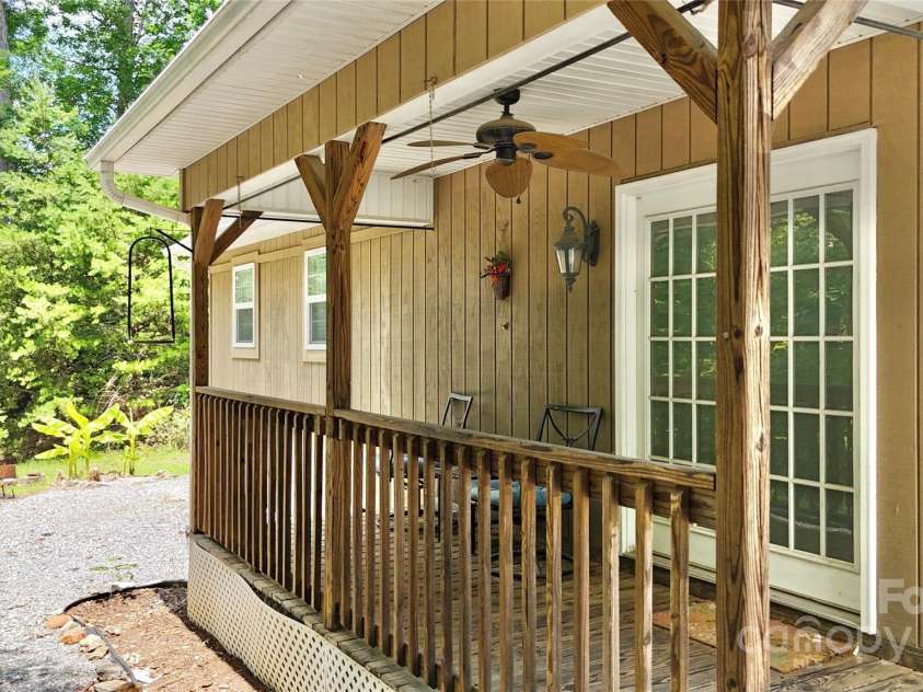 37 Coyote Drive, Marion, NC 28752.  MLS# CAR4275046, YatesRealty ID 26332. 