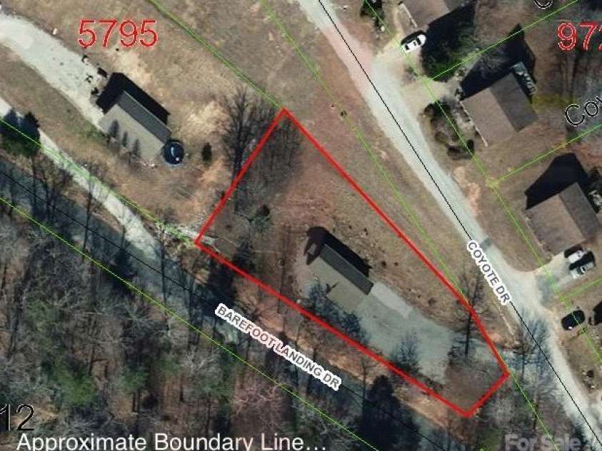 37 Coyote Drive, Marion, NC 28752.  MLS# CAR4275046, YatesRealty ID 26332. 