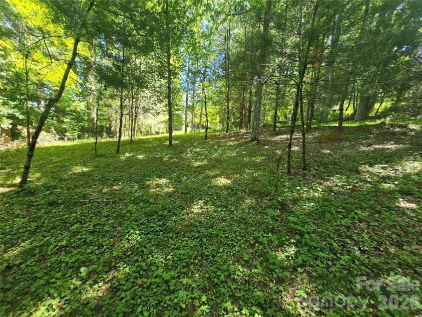 623 Owensby Road, Hendersonville, NC 28792.  MLS# CAR4345844, YatesRealty ID 26332. 