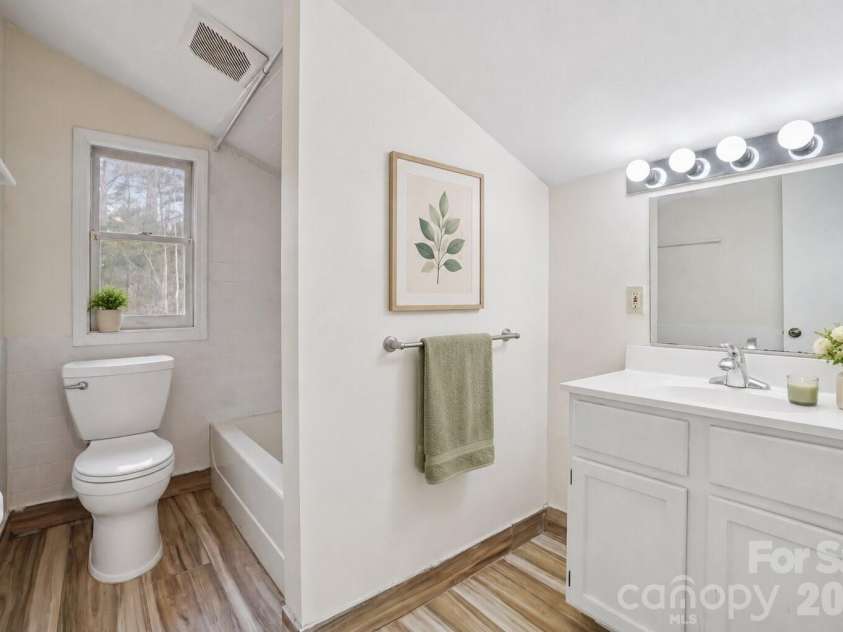 623 Owensby Road, Hendersonville, NC 28792.  MLS# CAR4345844, YatesRealty ID 26332. Apartment Bathroom -Virtually Staged