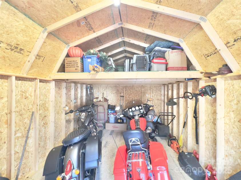 1449 Piedmont Drive, Lenoir, NC 28645.  MLS# CAR4211762, YatesRealty ID 26333. 