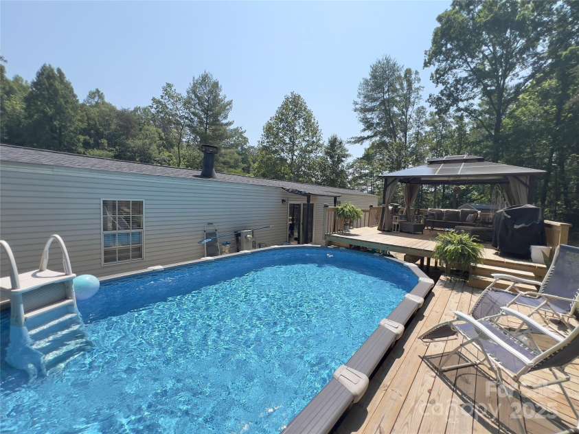 1449 Piedmont Drive, Lenoir, NC 28645.  MLS# CAR4211762, YatesRealty ID 26333. 